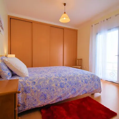 Spacious With A/c, 5 Walking Min From The Beach * Albufeira